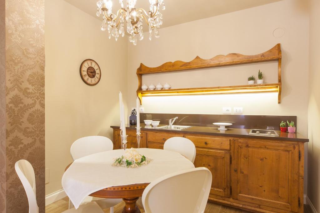 La Perla Apartment room 3